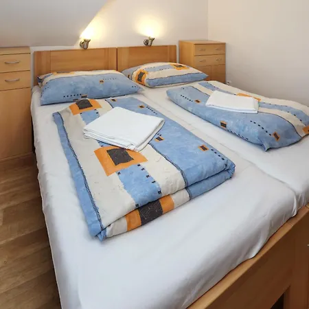 Skala Gæstehus 3*